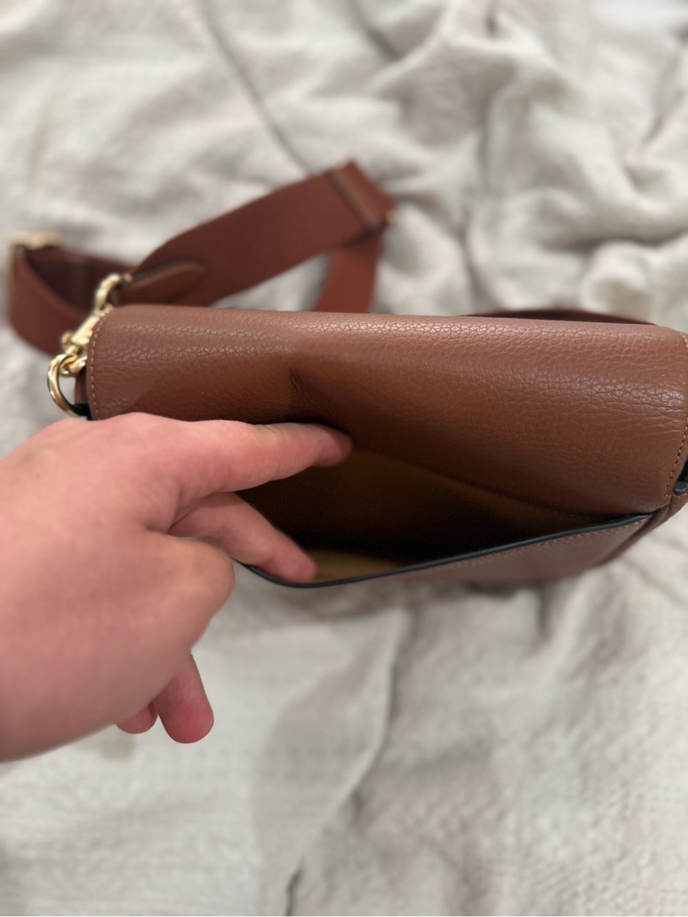 Brown leather Coach Amelia Saddle Bag, used! - Picture 8 of 14